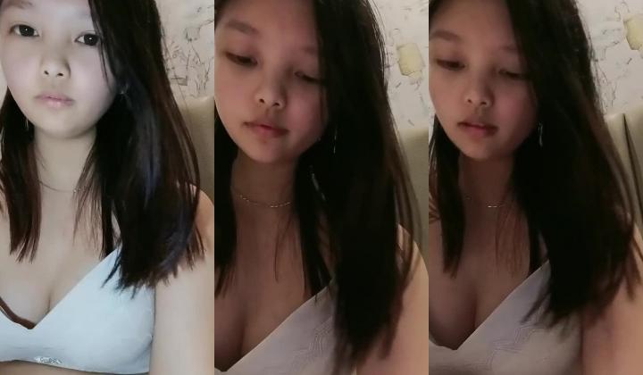 超美女神首秀，退役空姐，赚钱脱了【CICI】娇嫩粉白~颜值爆表！喷水哦！尺度还不小哦