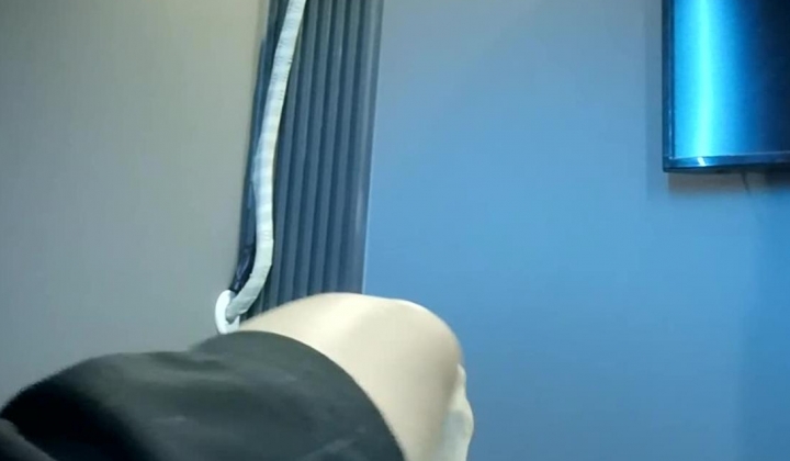 按摩店 洗脚店 沟搭女技师 都说磨蹭 不小心就无套插入 有的女技师 还满美 满优值
