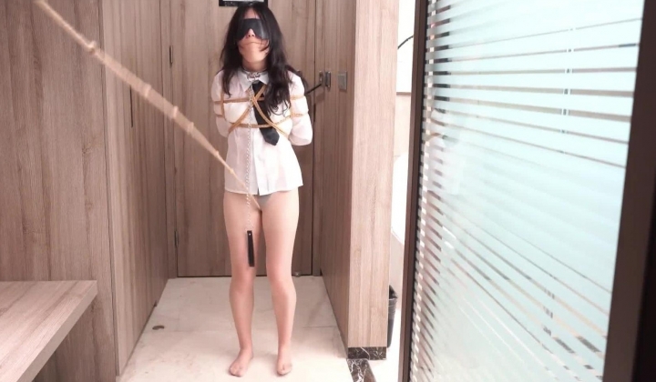 云绳工作室，快乐地狱，美女模特【莹莹】走绳炮机手动道具暴力调教，高潮抽搐颤抖