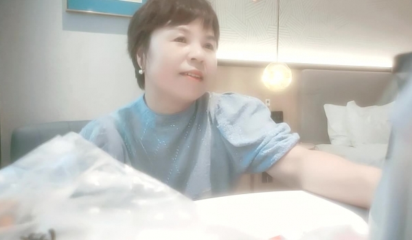 【良家故事】，跟着大神学泡良，享受老公般的待遇，嘘寒问暖关心吃饭没，冷不冷