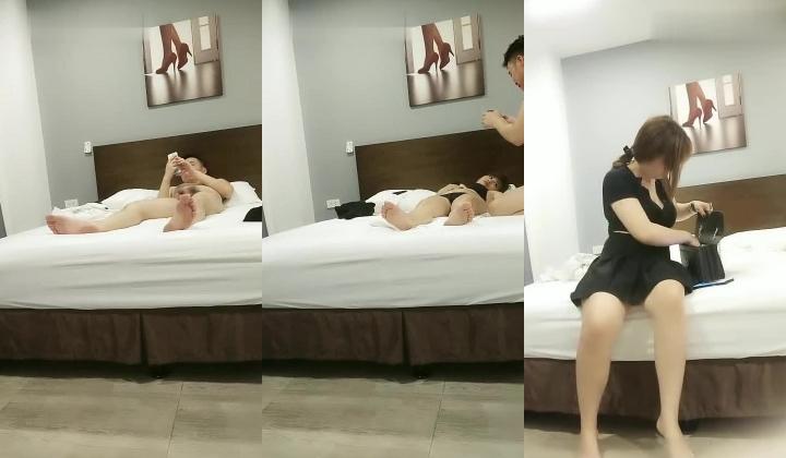 土豪哥宾馆叫了个快餐女，大奶子骚玫瑰穿着裙子很骚，直奔主题扒光了就开干，各种姿势配合大哥抽插