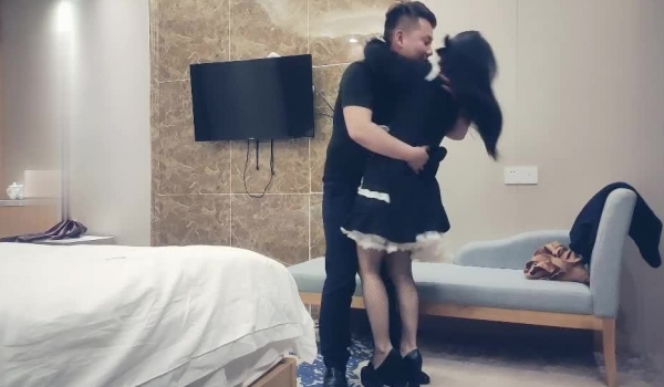 【小天极品寻花】刚下高铁，没穿内裤，超嗲小仙女，甜美乖巧，撩人纯欲脸，看点满满，收藏必备佳品
