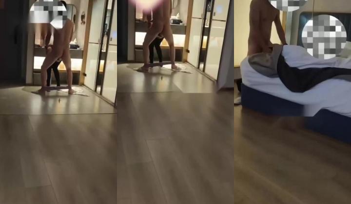 极品淫妻博主【一品王木木】老婆今天都喷了三次了”绿帽整整干了老婆一下午，鸡巴都磨破皮了