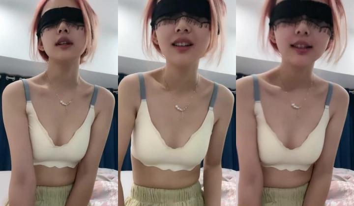 19岁花一样的年纪【强壮兔子】疯狂被干 第一视角抽插嫩穴 嫩妹的逼也太紧了 插得人家好疼 但是好