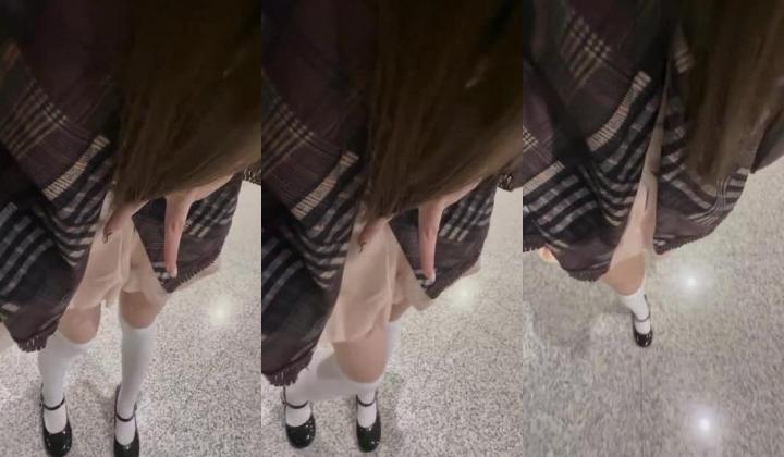 超极品清纯嫩妹『riko』长筒过膝白袜 粉粉的短裙睡衣 又纯又欲 甜甜的呻不忍大力抽插 纯欲系少