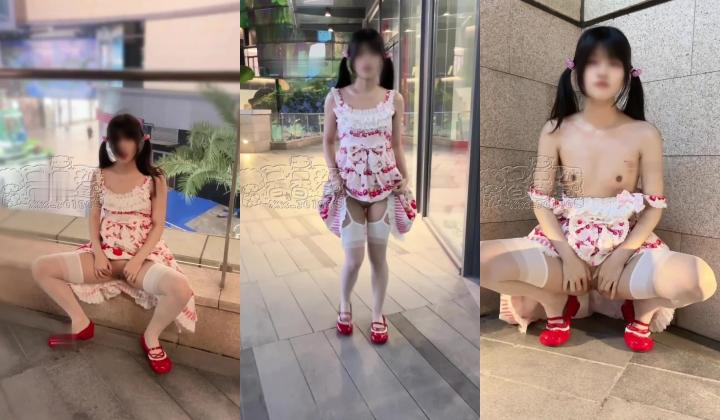 新晋贫乳福利姬【香香鲨】手足推油榨精性爱户外露出呲尿