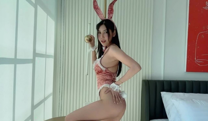 长得像李嘉欣的泰国杂志模特『PimPattama』OF私拍 高颜值大飒蜜轻熟御姐