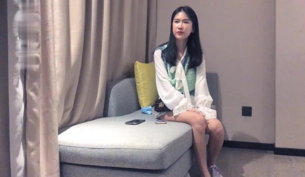 【文轩探花】3500网约高端外围小姐姐，苗条清纯温柔乖巧听话，花式啪啪娇喘不断