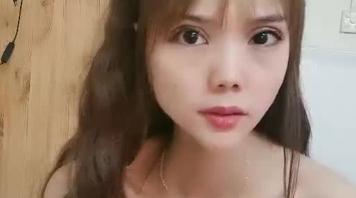 千人斩大长腿刚下海新人妹子约了个炮友啪啪，性感网袜口交骑乘抽插猛操，呻吟娇喘非常诱人