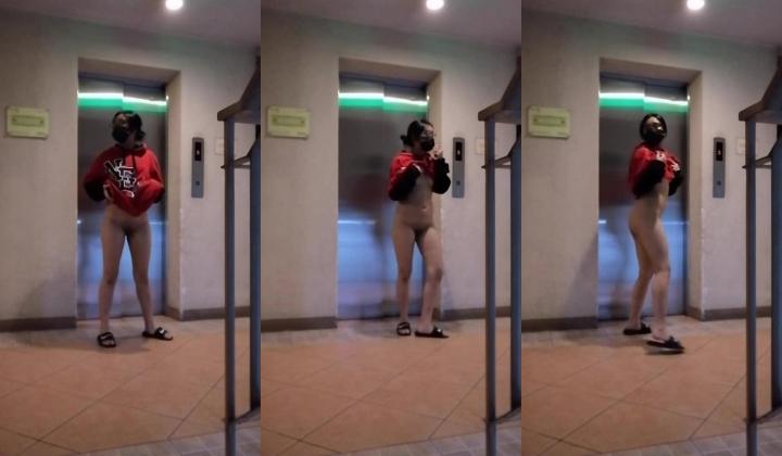 高学历大学生极度反差露脸眼镜妹【刘阳】无底线自拍，露出裸舞啪啪，又骚又母狗