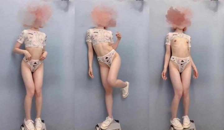【猎奇稀缺 ️大开眼界】极品贫乳姬 ️嫩屄学生妹羞耻露出 商场公厕电梯啪啪内射 奶水化作淫水 抽