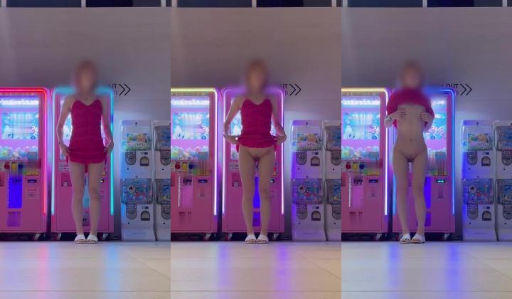 【猎奇稀缺 ️大开眼界】极品贫乳姬 ️嫩屄学生妹羞耻露出 商场公厕电梯啪啪内射 奶水化作淫水 抽