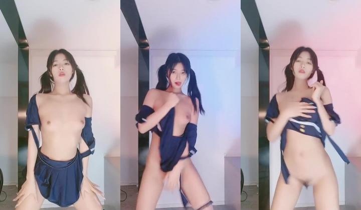 最新极品身材性感美少女【白羊座】露脸私拍裸舞身材爆炸各种热门BGM情趣搔首弄姿抖奶顶胯电臀