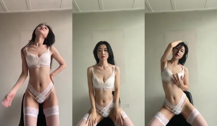 《淫妻少妇控必备》一夜爆火推特顶逼王！极品身材白领美少妇【6金】最新千元频道长时劲曲抖臀裸舞，巴