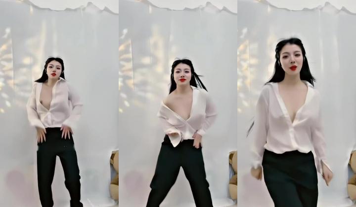青春无敌，抖音风艺校美少女【杨晓花】定制福利，露脸露点，各种热门BGM裸舞