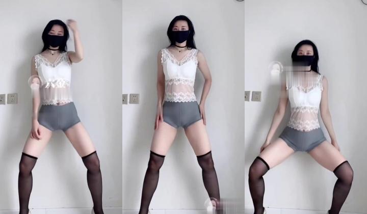 高挑大长腿美女主播-六金-土豪定制福利，果舞、道具紫薇+自购
