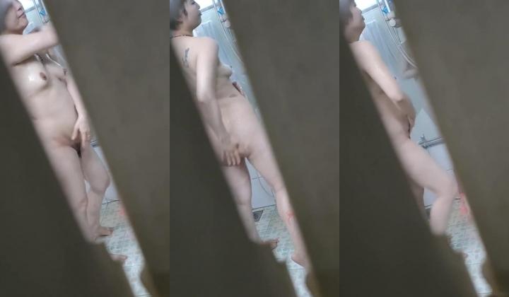偷拍大神洗澡偷拍II学生宿舍寝室浴室70V精选集锦火热泄露