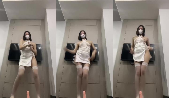 青春无敌 抖音风推特人气极品身材网红女神【小西西】定制福利全集 逆天大长腿鲍鱼抖得要起飞