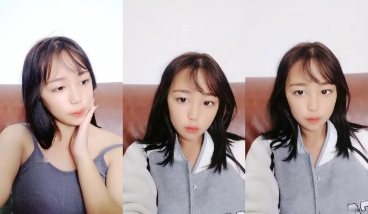 学生妹妹在家全裸自慰~【佳怡】小穴反光~！