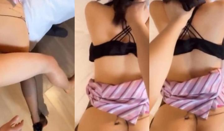 人生得意须尽欢，特意穿上空姐装来满足领导的制服嗜好，在这么粗壮的大鸡鸡面前，这次真的被彻底征服了
