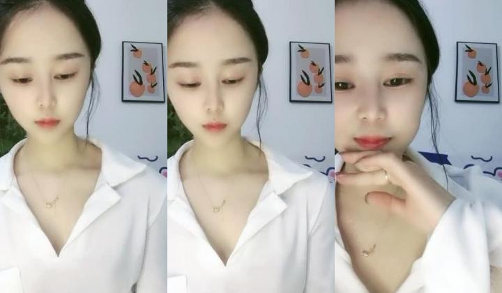 娇小玲珑 ️苏q乔一 ️，小脸女生，毛毛多，美丽胴体，赤裸诱惑！