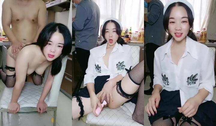 剧情演绎风骚小姨子黑丝情趣诱惑，露脸勾搭维修工大哥，被大哥按着头草嘴呻吟，淫声荡语各种抽插后入草