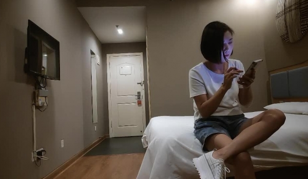 【三炮外围探花】新晋探花 短发气质漂亮小少妇 光线画质角度完美 极品美乳 骚穴大开特写 精彩佳作