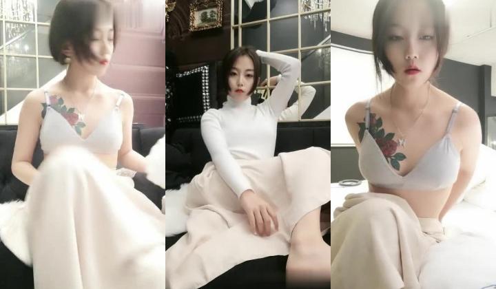 超极品真实18岁校花〖大一学妹〗晚上21点45分到22点58分，学长走后一个人骚骚地自慰，没人知道的寂寞秘密！