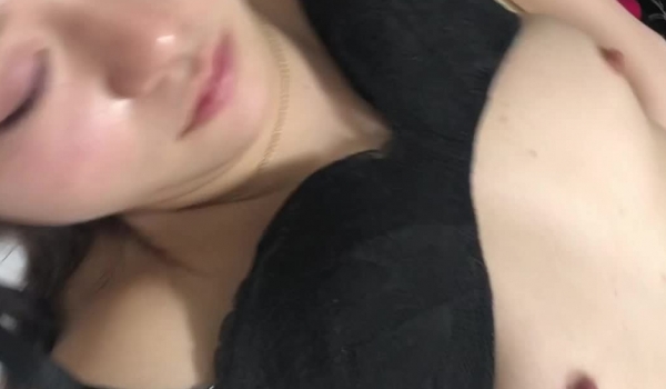 MJ大神灌醉酒吧失恋女开房希尔顿酒店任意迷玩