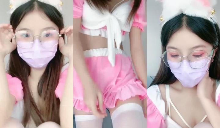 极品学生妹缺钱被迫下海！简直纯的像特仑苏！【糖炒栗子】狂撸~充满了少女的气息