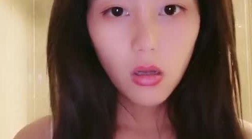颜值不错巨乳妹子约炮啪啪秀 性感大屁股后入猛操呻吟娇喘非常诱人