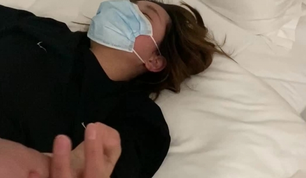迷奸单位刚离婚的少妇，第二弹 捆绑 翻眼 玩尿道 后入爽歪歪29V 100P，后入的时候有点醒