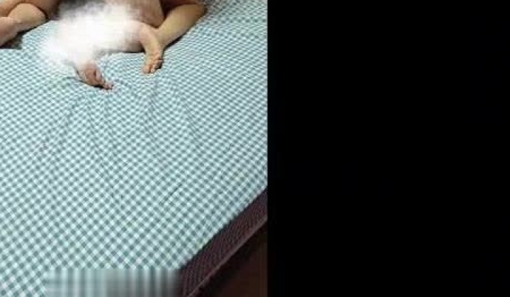 【我和我的女神爱妻】性爱记录，夫妻cosplay之在家点男技师上门差点被老公发现了我的秘密
