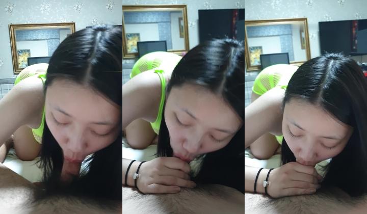 云盘高质露脸泄密！白皙高颜值竹笋乳美女与男友性爱自拍