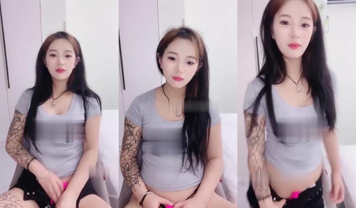 美女群P盛宴【极品艺校生】高颜值姐妹4P5P画面精彩淫乱刺激