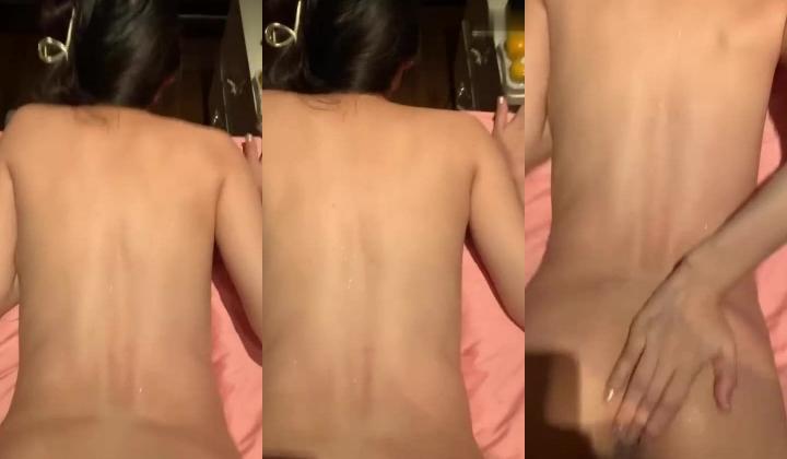 《百度云泄密》美女空姐和富二代男友酒店开房啪啪遭曝光