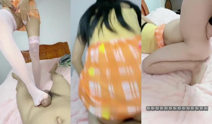 极品乱伦『小姨子的秘密』激情玩弄小姨子的剃逼骚毛 床上扣舔爆操 爽得小骚鸡直喊着射里面！