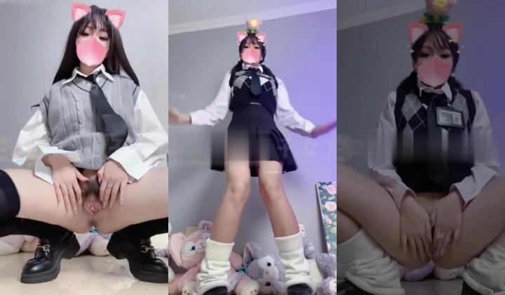 定制长视频，顶级抖音风变装裸舞女神「小仙云」各种情趣cos裸舞抖逼大摆锤，女上位阿黑颜弹力插