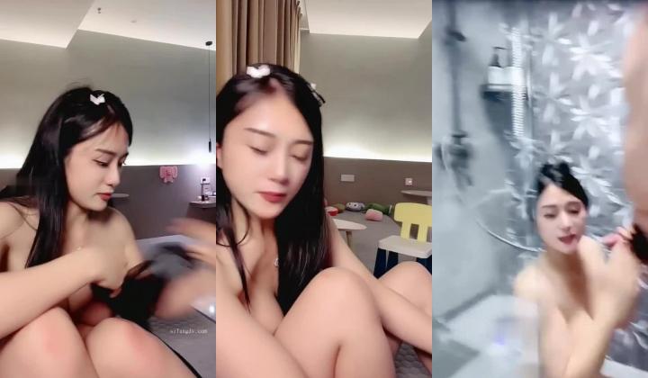极品妖艳高颜值轻少妇！奶子非常极品，丰满体型前凸后翘的！白丝黑丝美腿，等炮友半天才到，一来就打炮