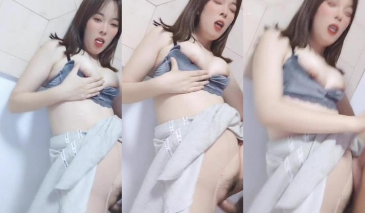 百度云泄密白嫩小美女和前男友酒店开房啪啪被渣男分手后曝光