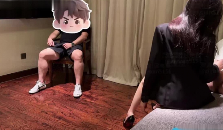 更新 《惩戒》没忍住被单男爸爸操喷了，只好接受正牌老公的惩罚！