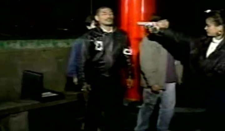 [台湾_三级]黑色诱杀,血色玫瑰的凋落
