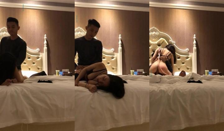 酒店开房调教我的小母狗露脸完整版
