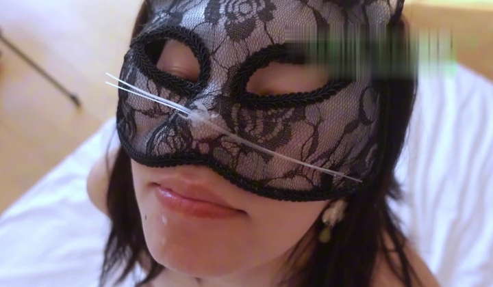 老虎菜SVIP频道独家内容--套路素人性感自拍 结婚10年欲求不满的女人