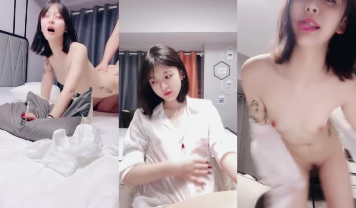 超清纯校花嫩妹『源源baby』高挑身材超高颜值，清纯淫靡并存，轻轻一操就喷水 清纯面庞超反差