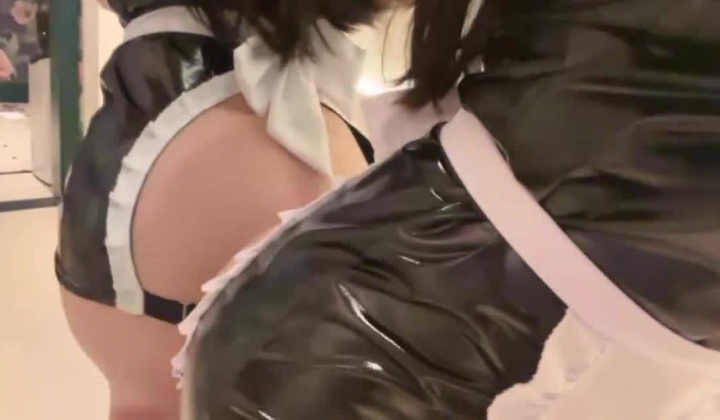 秀人网又来新模特儿了陈小花刚下海就拍大尺度作品了透明的瑜伽服圆润饱满的大奶子一张水灵的娃娃脸