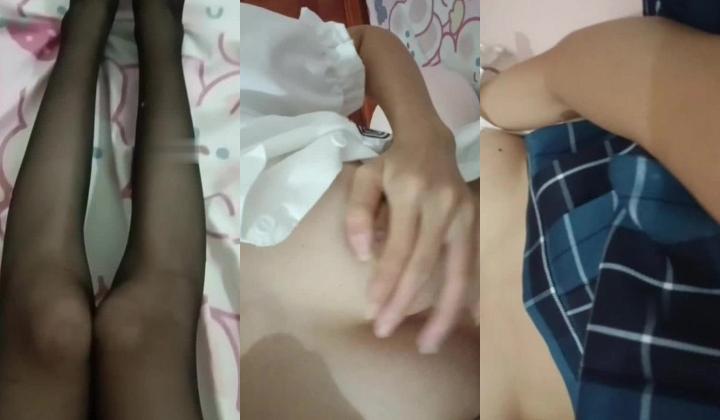 新品福利，长的很萌的邻家学妹和线上男友1v1，美乳嫩穴多水，虚拟造爱，线上调教，反差阿黑颜