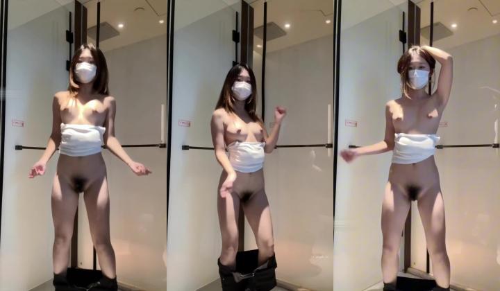 萌妹福利姬超纯反差裸舞土豪定制，动感热舞掰穴顶B起飞了