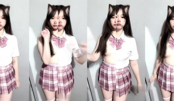 推特新晋裸舞福利姬【小绒ovo】定制福利，露脸骚舞顶胯掰逼特写