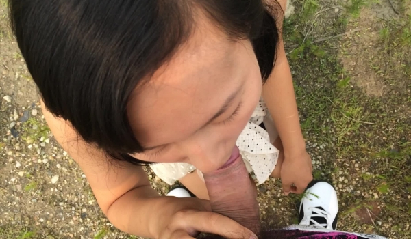 小伙开车带着大奶骚货女友到野外口交舔穴后入啪啪 1080P超清无水印完整版